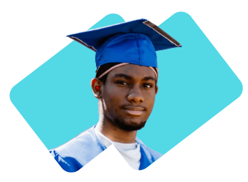 Niño con sombrero de graduación